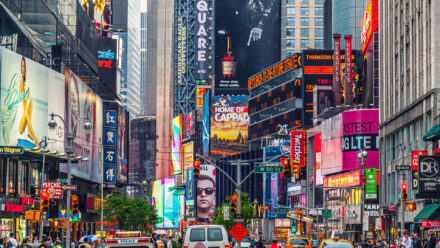 WTD-world-trade-display-dooh-solutions