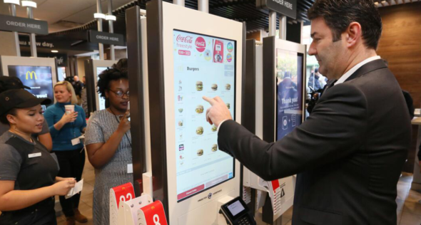 WTD-world-trade-display-solution-kiosk-3